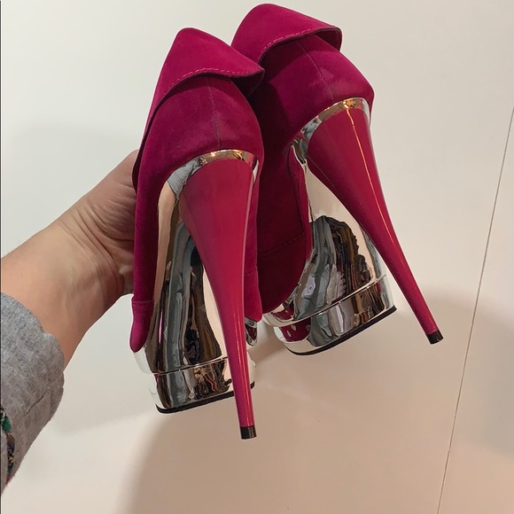 NIB! Privileged by JC Dossier “Sharon” Heels - Picture 4 of 6